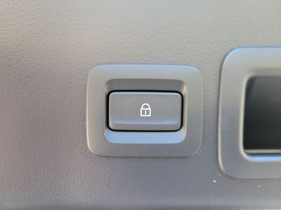 2026 Mazda Mazda3 - Photo 9