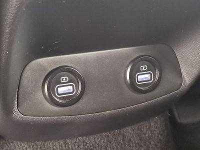 2022 Hyundai Santa Fe - Photo 17