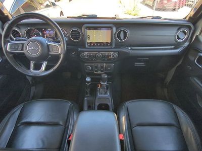 2022 Jeep Gladiator - Photo 17