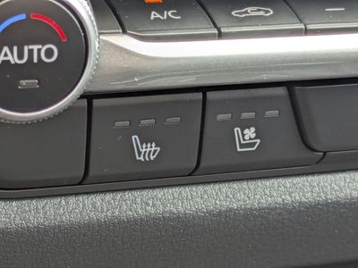 2026 Mazda CX-50 - Photo 22