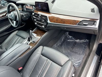 2019 BMW 5 Series - Photo 14