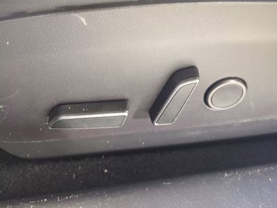 2022 Tesla Model 3 - Photo 22
