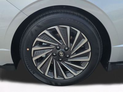 2026 Hyundai SONATA HYBRID - Photo 11