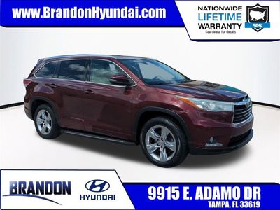 2015 Toyota Highlander - Photo 1