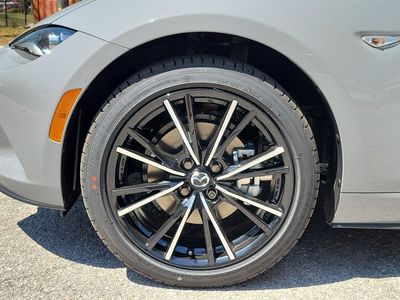 2026 Mazda MX-5 Miata RF - Photo 7