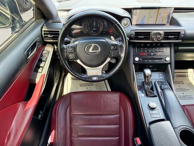 2018 Lexus IS - Photo 15
