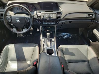 2017 Honda Accord - Photo 13