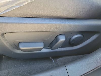 2026 Mazda CX-50 Hybrid - Photo 18
