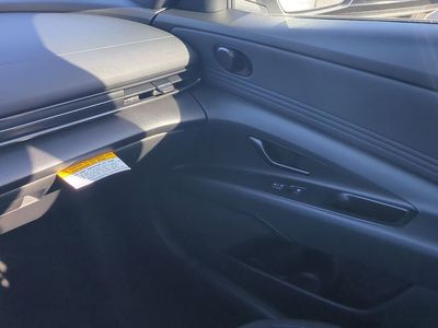 2026 Hyundai ELANTRA — photo 18 view