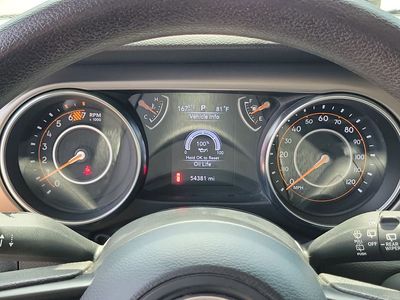 2022 Jeep Wrangler - Photo 24