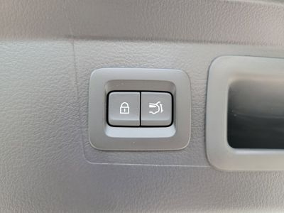 2026 Mazda CX-50 - Photo 11