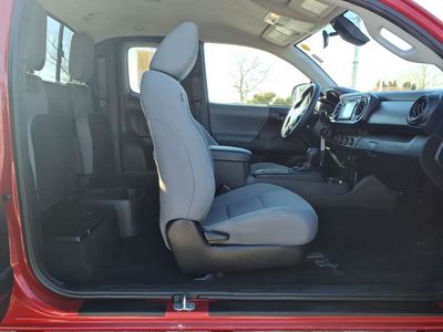 2019 Toyota Tacoma - Photo 11