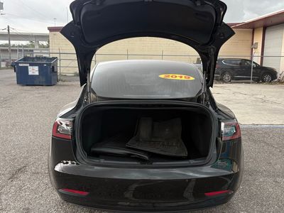 2019 Tesla Model 3 - Photo 13