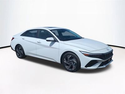 2026 Hyundai ELANTRA - Photo 2