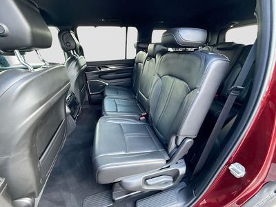 2024 Jeep Wagoneer - Photo 21