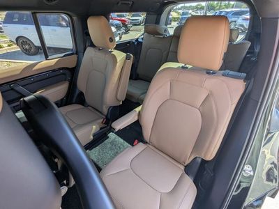 2026 Land Rover Defender 130 - Photo 12