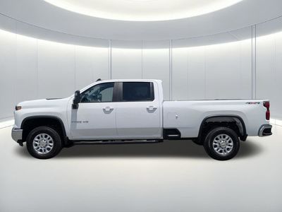 2025 Chevrolet Silverado 3500HD - Photo 2