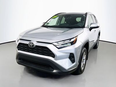 2025 Toyota RAV4 - Photo 7