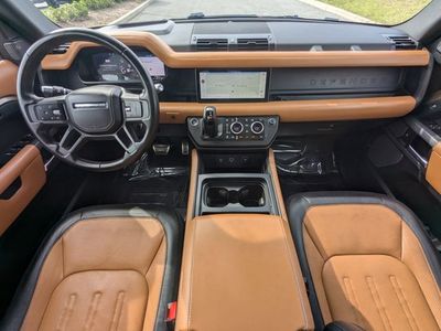 2020 Land Rover Defender 110 - Photo 13