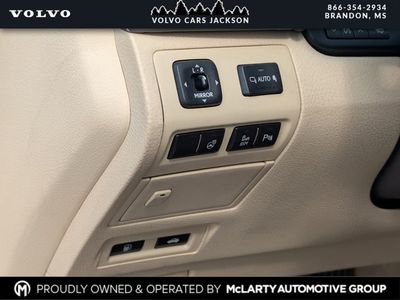 2016 Lexus LS - Photo 33
