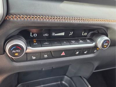 2026 Mazda CX-50 - Photo 24