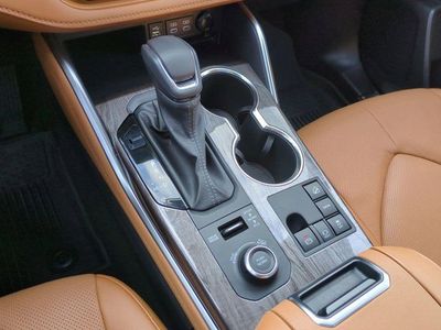 2025 Toyota Highlander - Photo 15