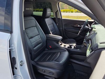 2024 GMC Terrain - Photo 18