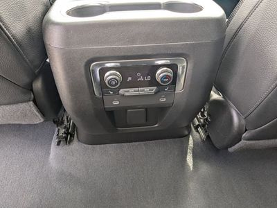 2023 GMC Yukon - Photo 14
