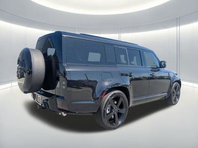 2026 Land Rover Defender 130 - Photo 5
