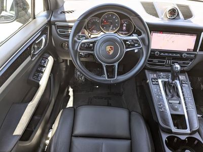 2021 Porsche Macan - Photo 16