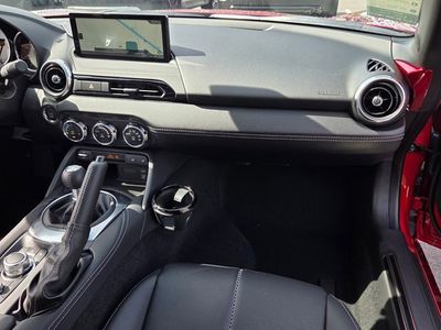2026 Mazda MX-5 Miata RF - Photo 14