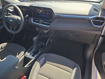 2025 Chevrolet TrailBlazer - Photo 11
