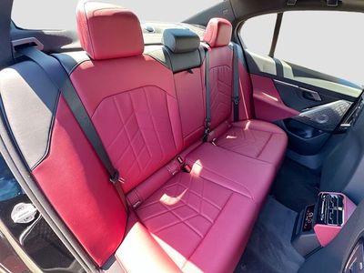 2026 BMW 5 Series - Photo 20