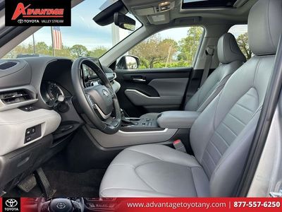 2023 Toyota Highlander - Photo 22