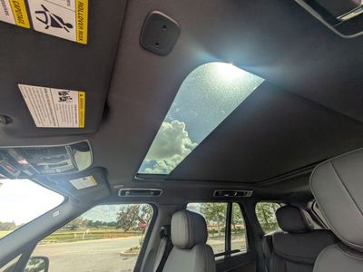 2025 Land Rover Range Rover - Photo 24