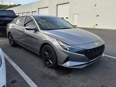 2022 Hyundai Elantra - Photo 1