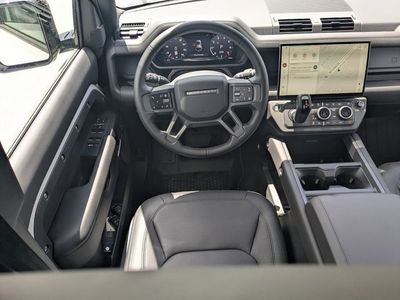 2026 Land Rover Defender 110 - Photo 14