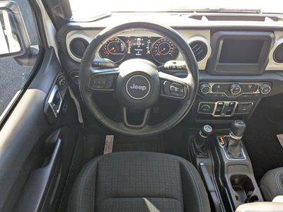 2021 Jeep Wrangler - Photo 15