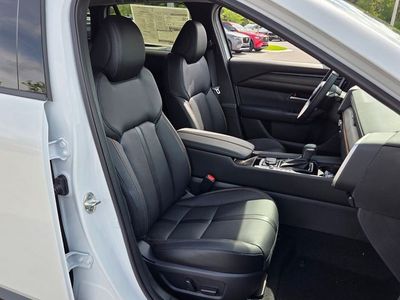 2026 Mazda CX-50 Hybrid - Photo 17