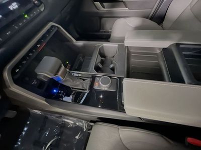 2025 Toyota Tundra - Photo 21