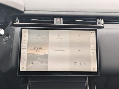 2026 Land Rover Range Rover Velar - Photo 17