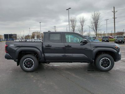 2026 Toyota Tacoma - Photo 4