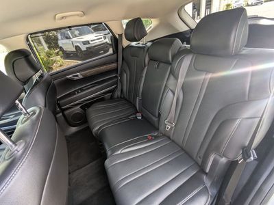 2024 Genesis GV80 - Photo 13
