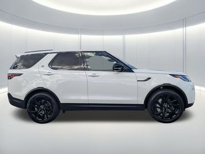2025 Land Rover Discovery - Photo 4