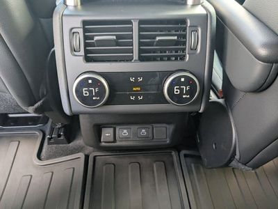 2025 Land Rover Discovery - Photo 15