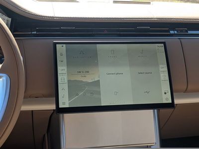 2026 Land Rover Range Rover - Photo 16