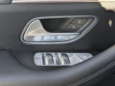 2025 Mercedes-Benz GLS - Photo 17