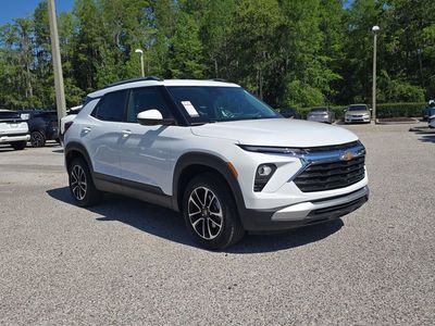 2025 Chevrolet TrailBlazer - Photo 2