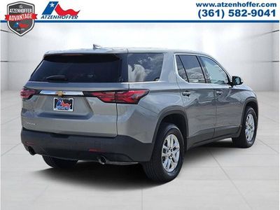 2023 Chevrolet Traverse — rear three-quarter view