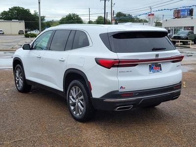 2025 Buick Enclave — detail view